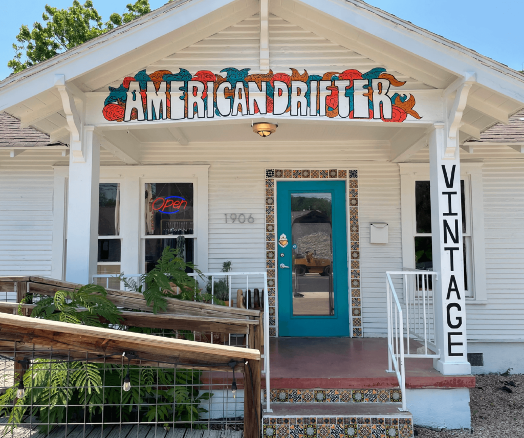 Store sign | American Drifter